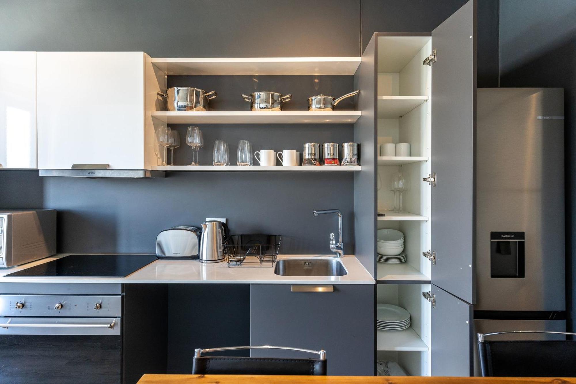 Wex624 - Spacious Modern Apartment-pool Bar Gym Appartement *