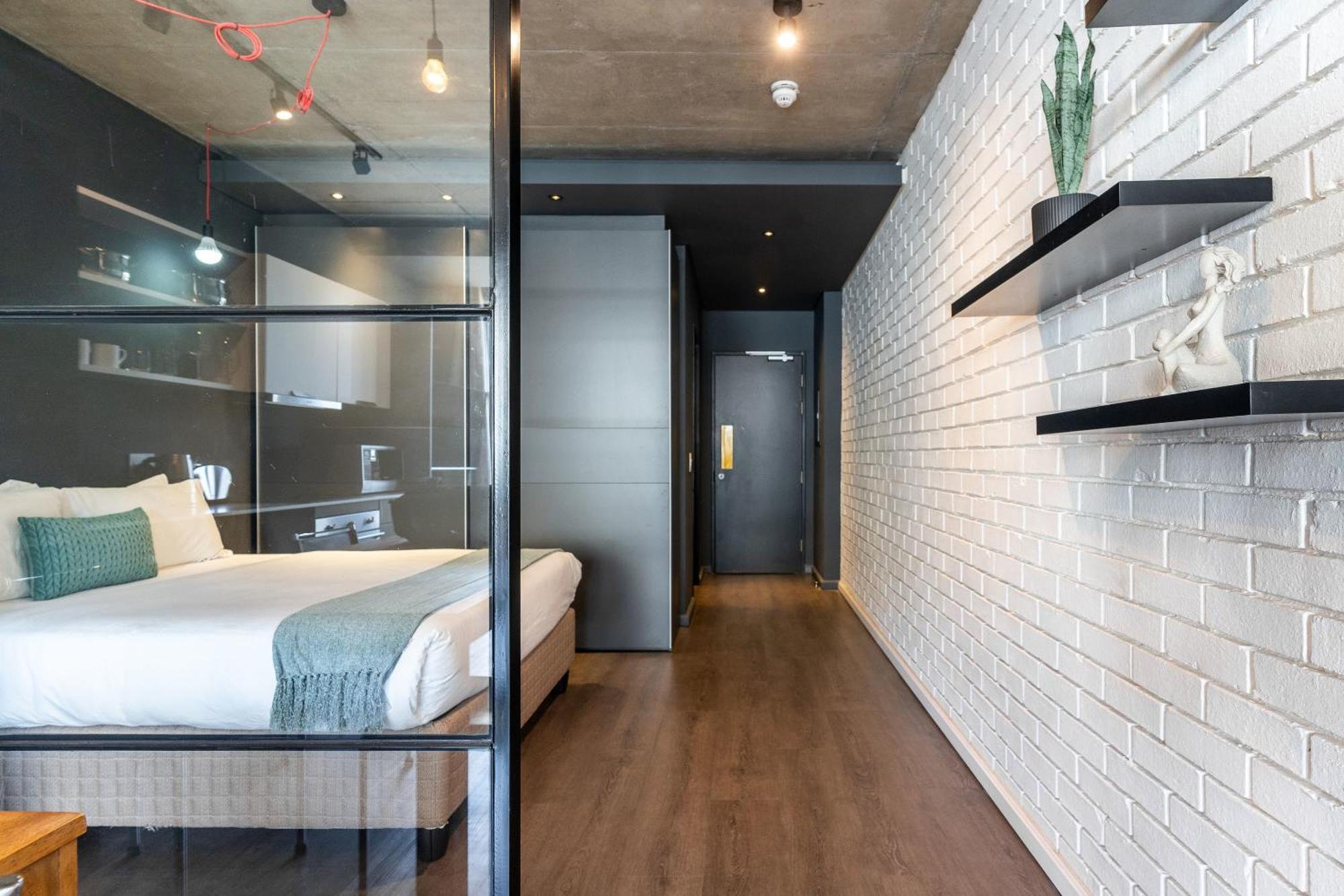 Wex624 - Spacious Modern Apartment-pool Bar Gym Appartement Le Cap